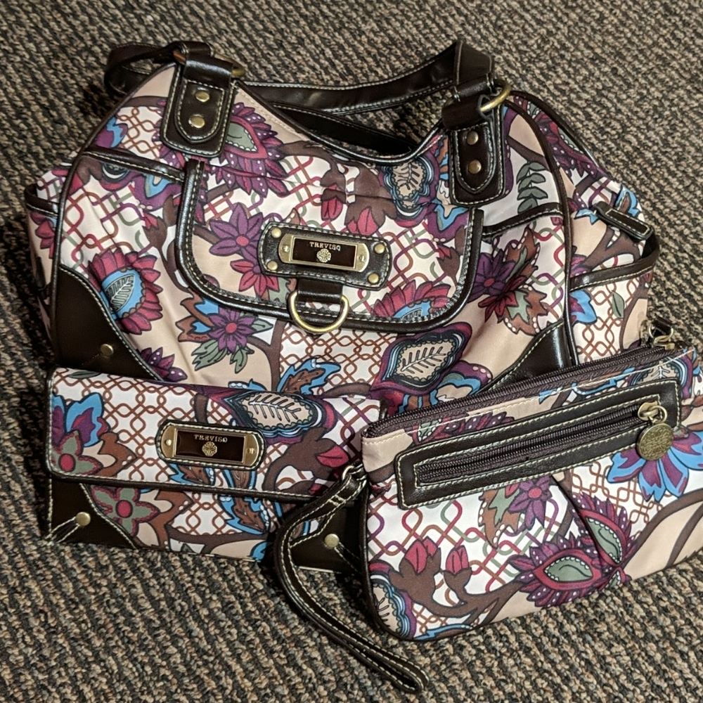 NWOT 3 PC Treviso purse, clutch and wallet